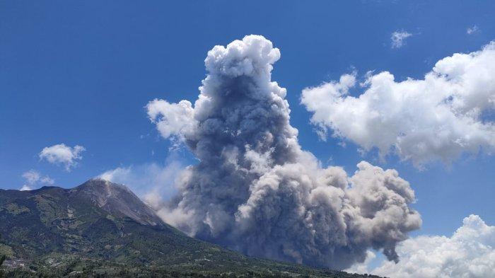 Gunung Merapi Erupsi
Foto: Net